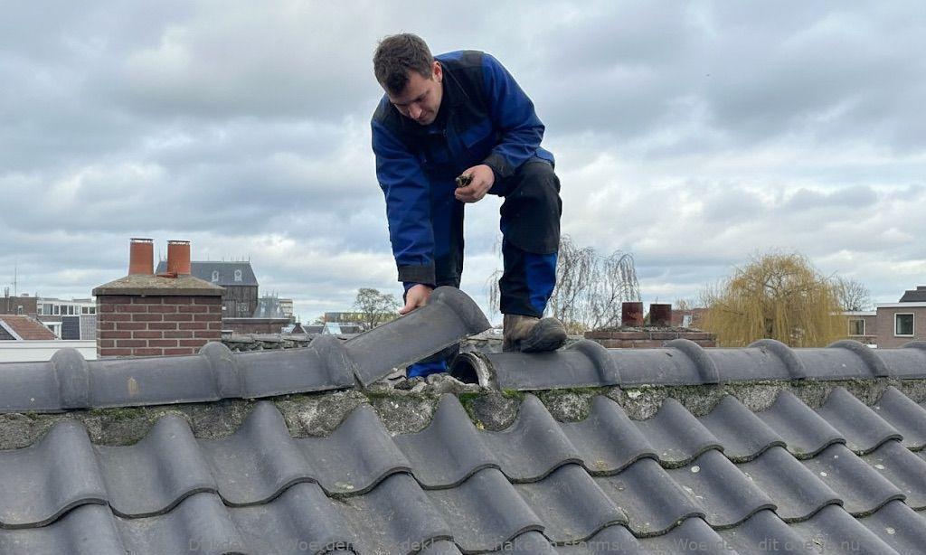 Dakdekker inschakelen stormschade Woerden: dit doe je nu