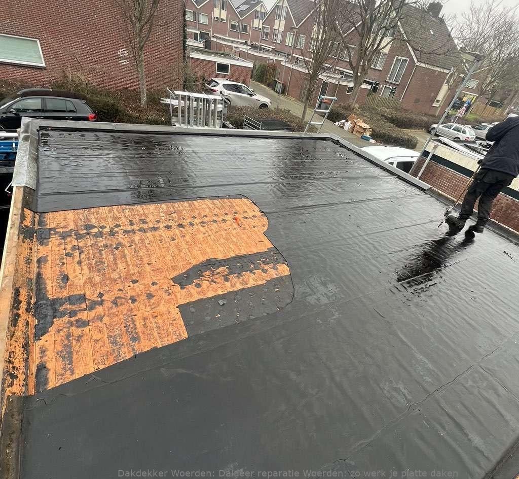 Dakleer reparatie Woerden: zo werk je platte daken